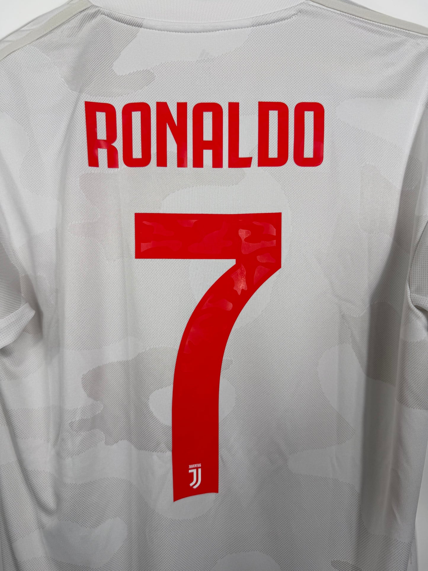 Maillot Extérieur Juventus Ronaldo saison 2019/2020