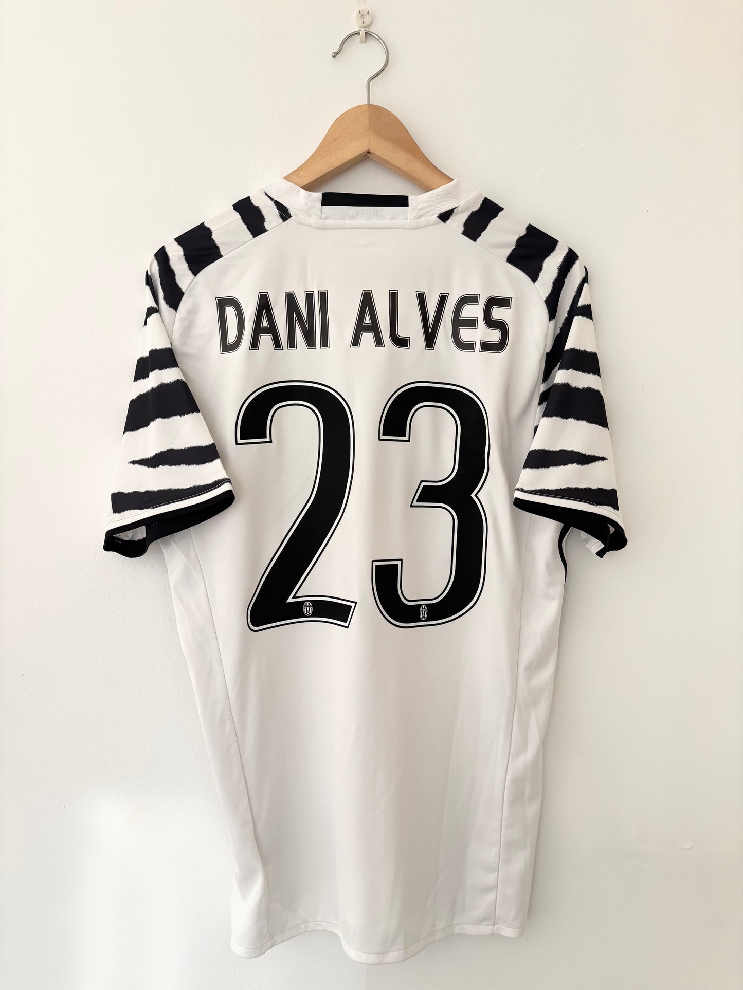 Maillot Third Juventus Dani Alves saison 2016/2017