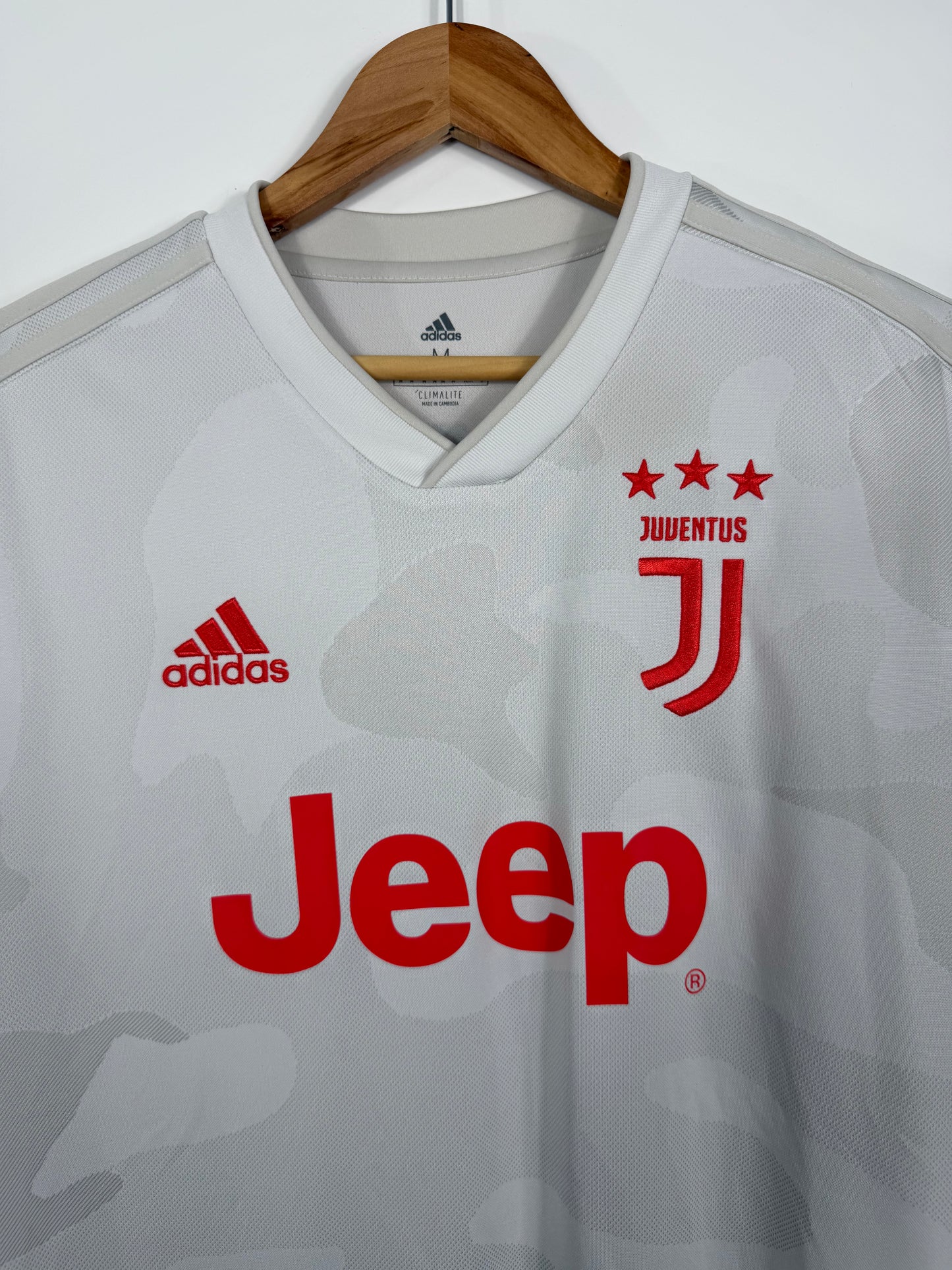 Maillot Extérieur Juventus Ronaldo saison 2019/2020