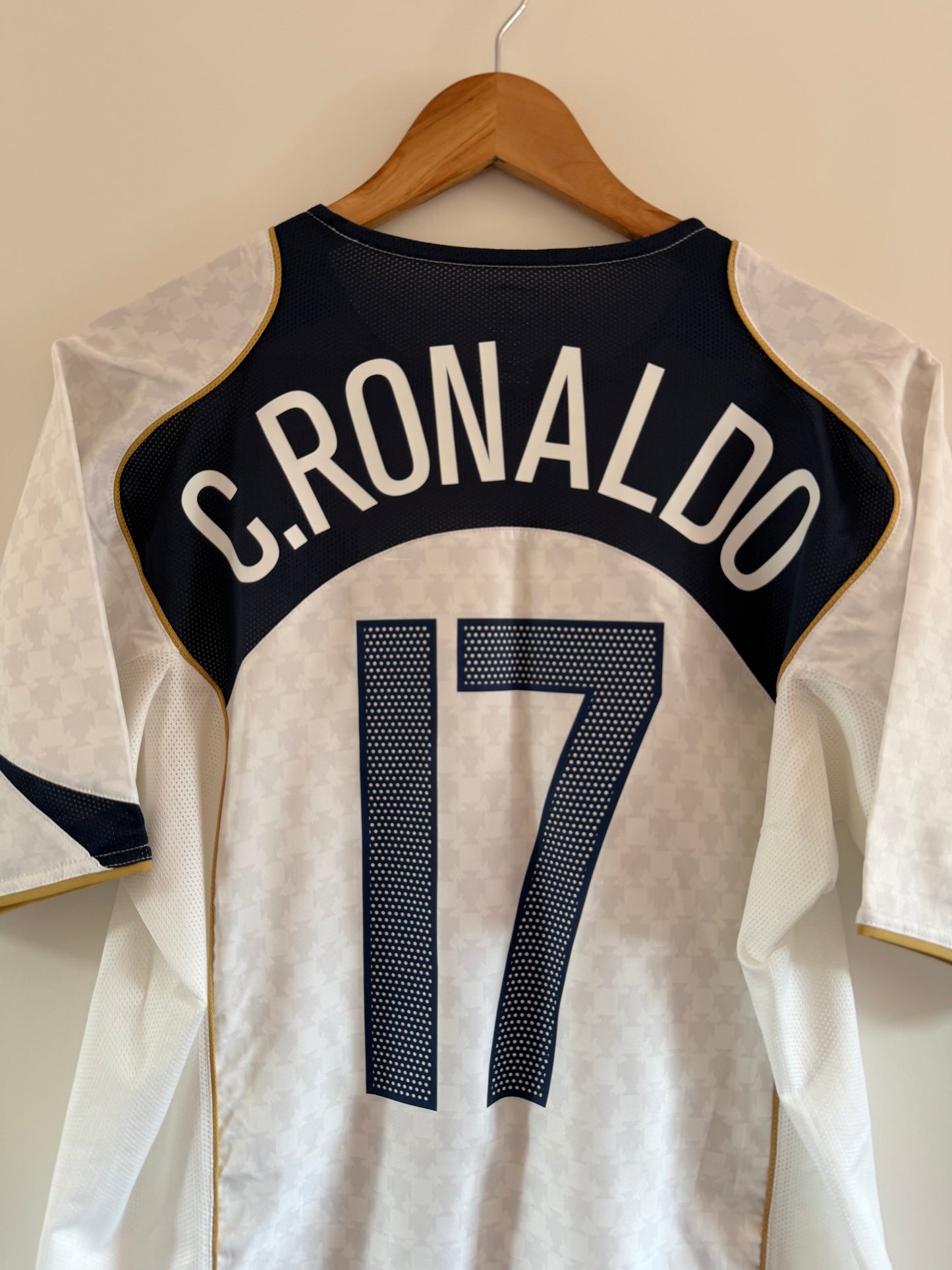Maillot Extérieur Portugal Ronaldo saison 2004/2005