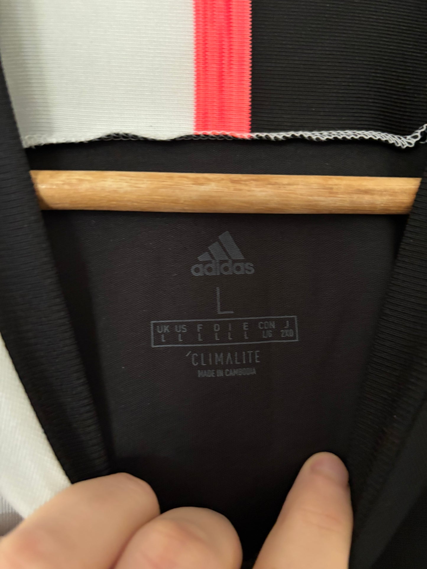 Maillot Domicile Juventus Ronaldo saison 2019/2020