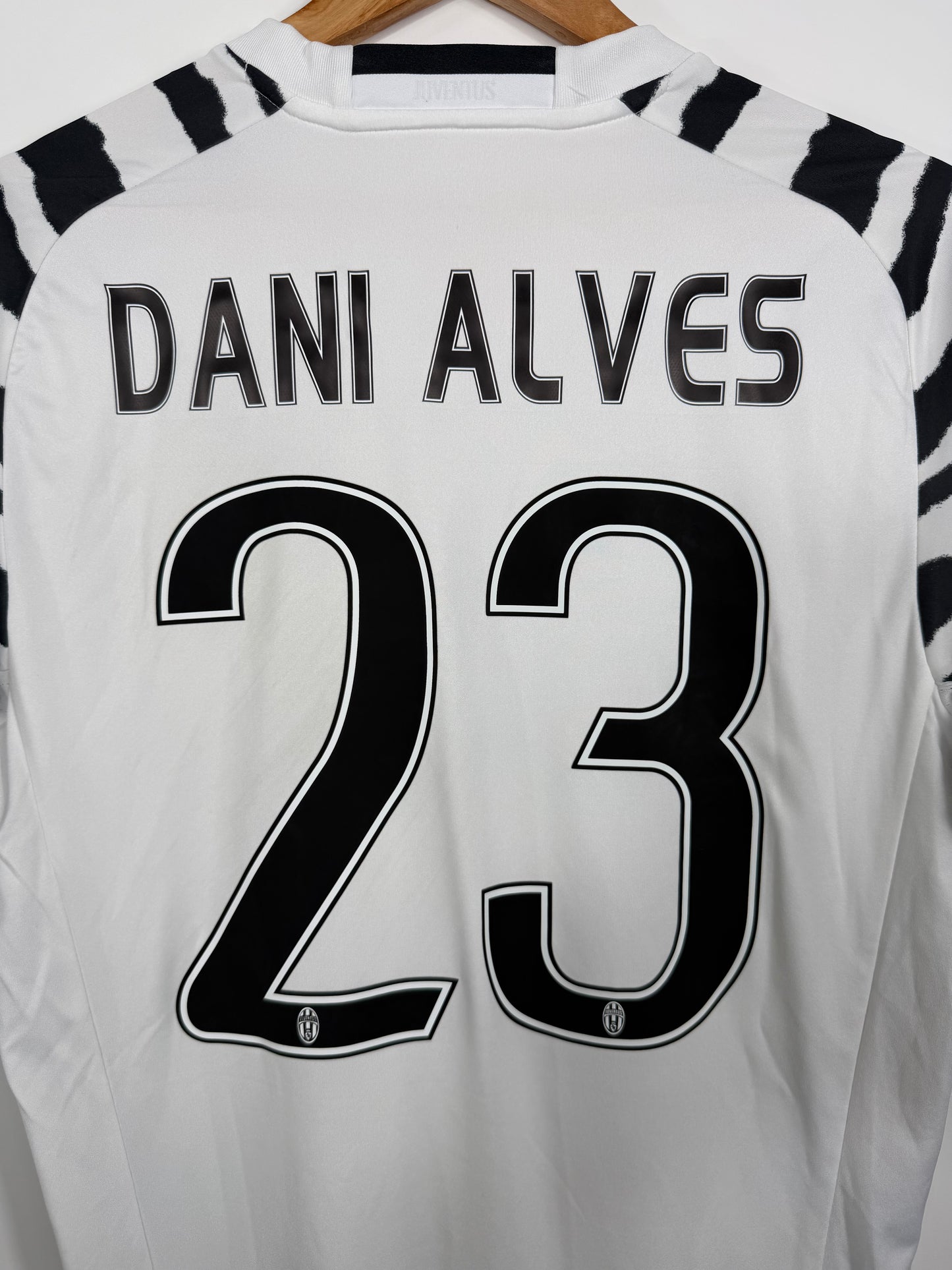 Maillot Third Juventus Dani Alves saison 2016/2017