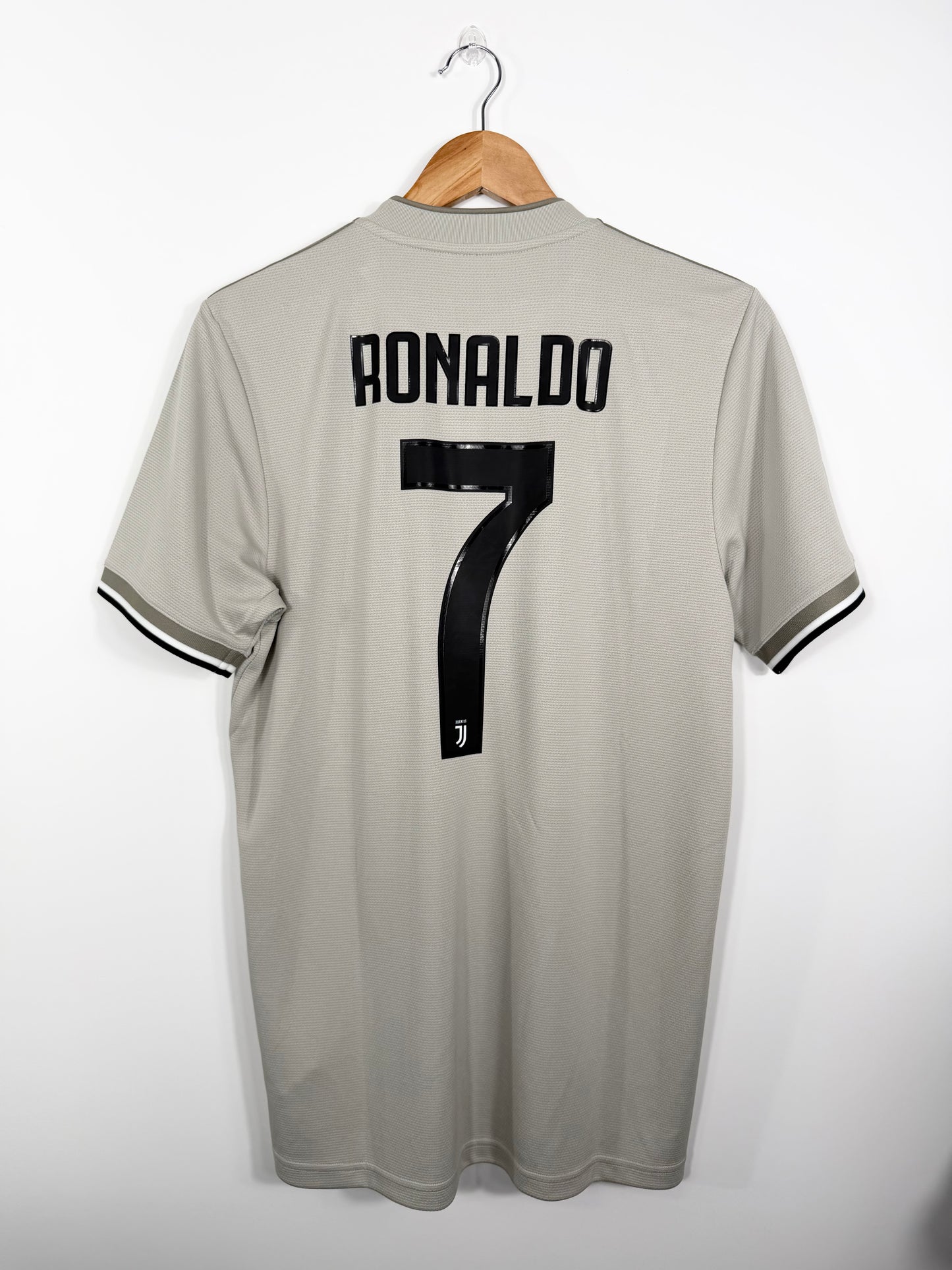 Maillot Extérieur Juventus Ronaldo saison 2018/2019