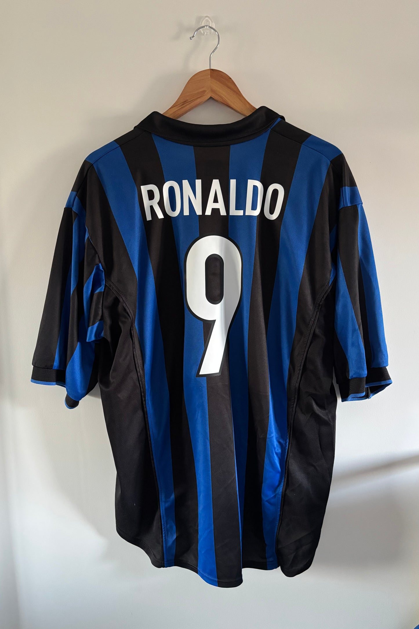 Maillot Domicile Inter Milan R9 Ronaldo 1998/1999