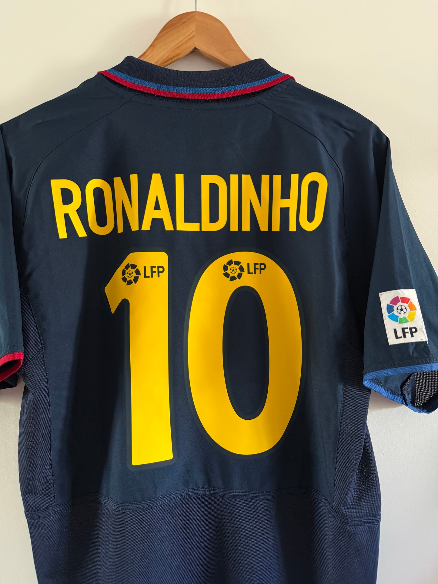 Maillot Extérieur FC Barcelone Ronaldinho saison 2003/2004
