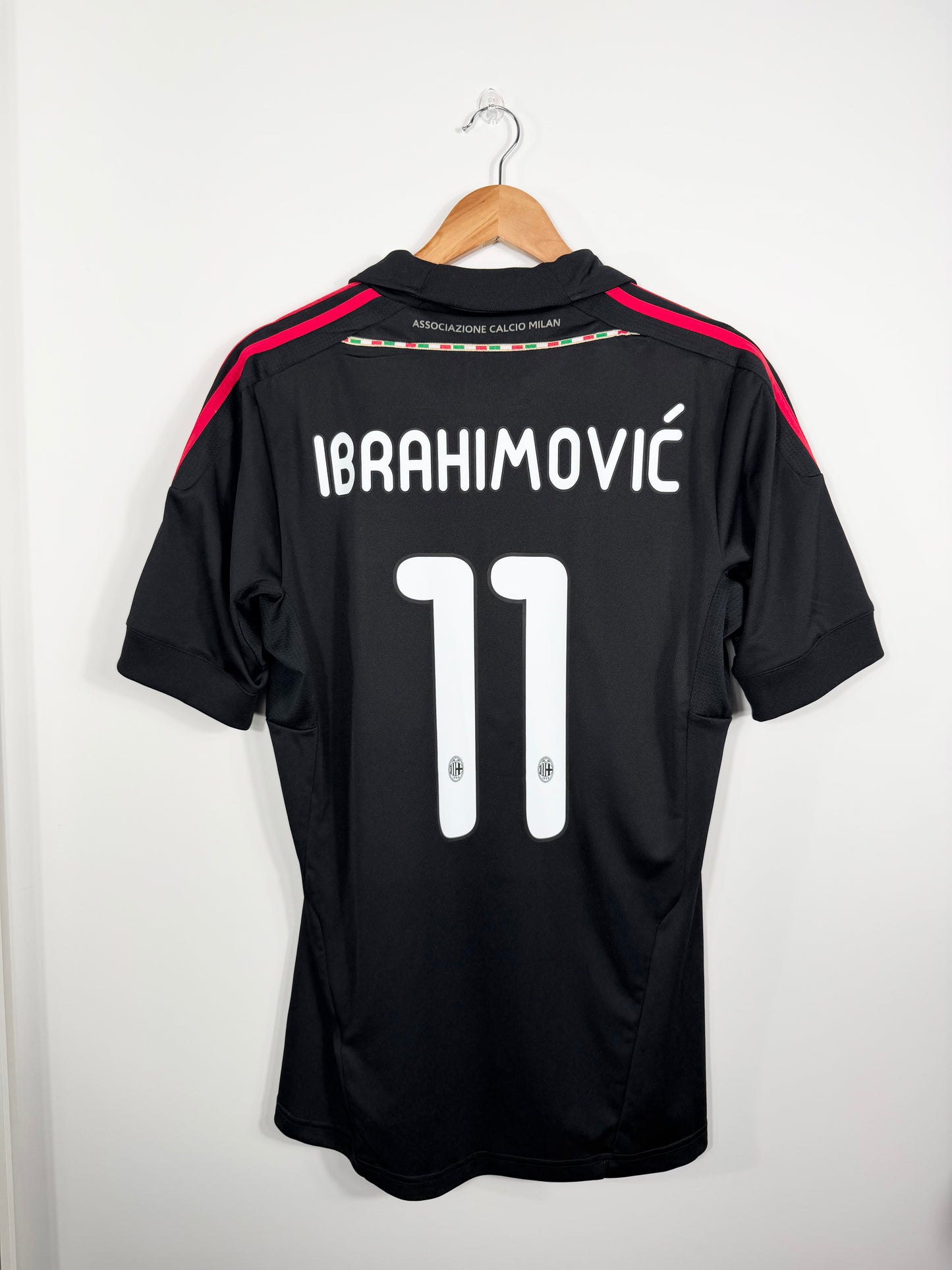 Maillot Extérieur AC Milan Ibrahimovic saison 2011/2012