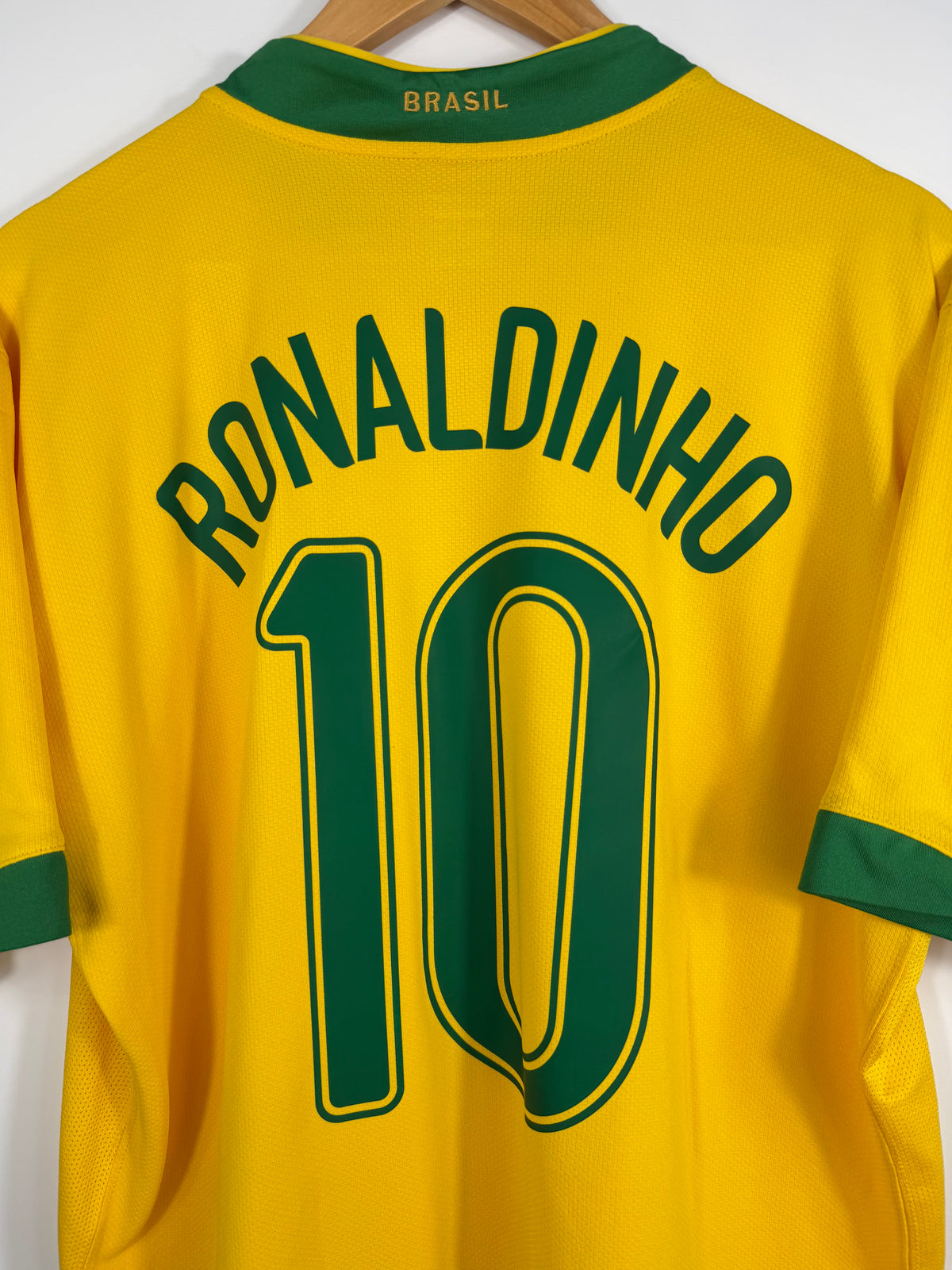 Maillot Domicile Brésil Ronaldinho saison 2006