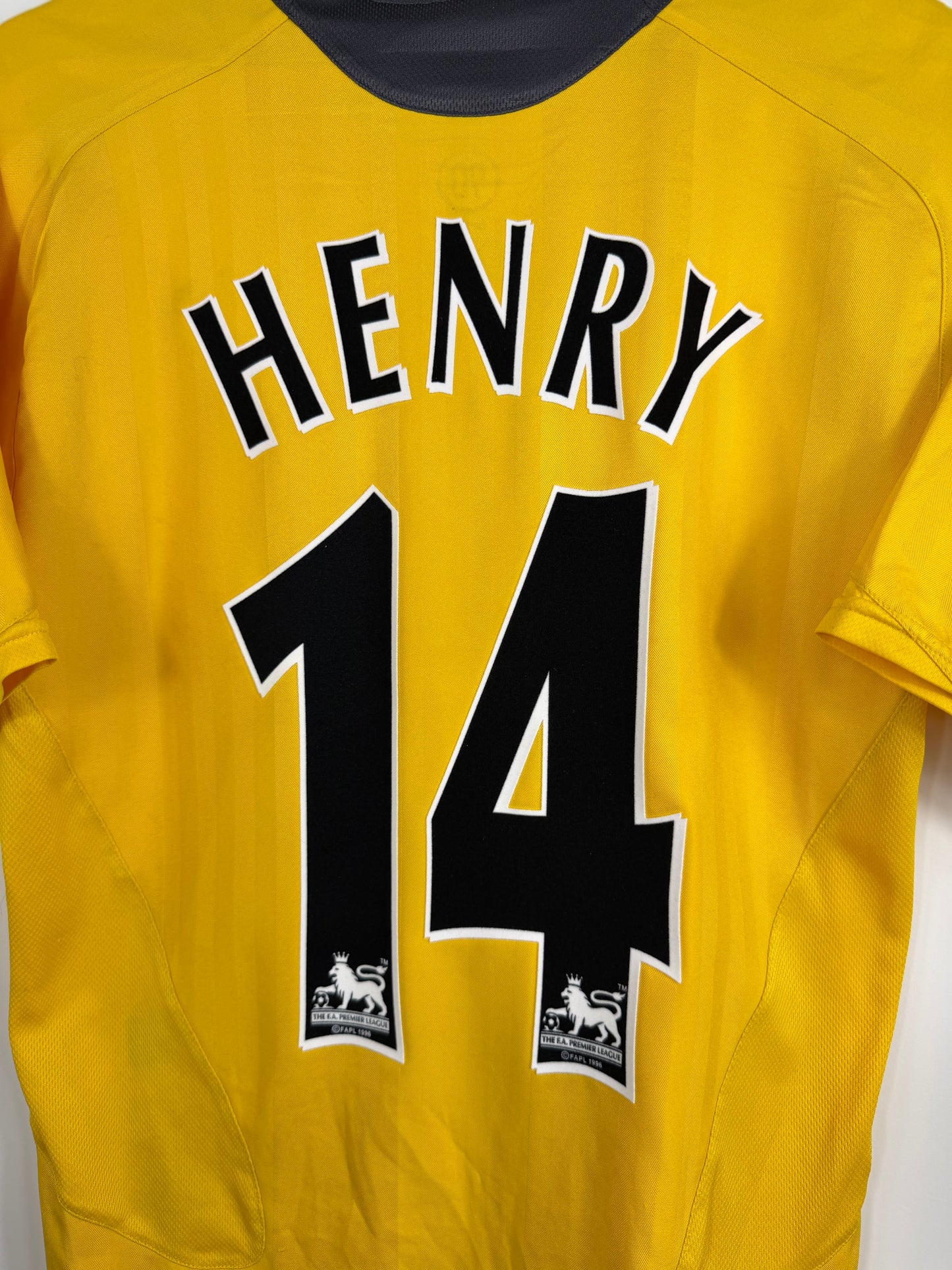 Maillot Extérieur Arsenal Henry saison 2005/2006
