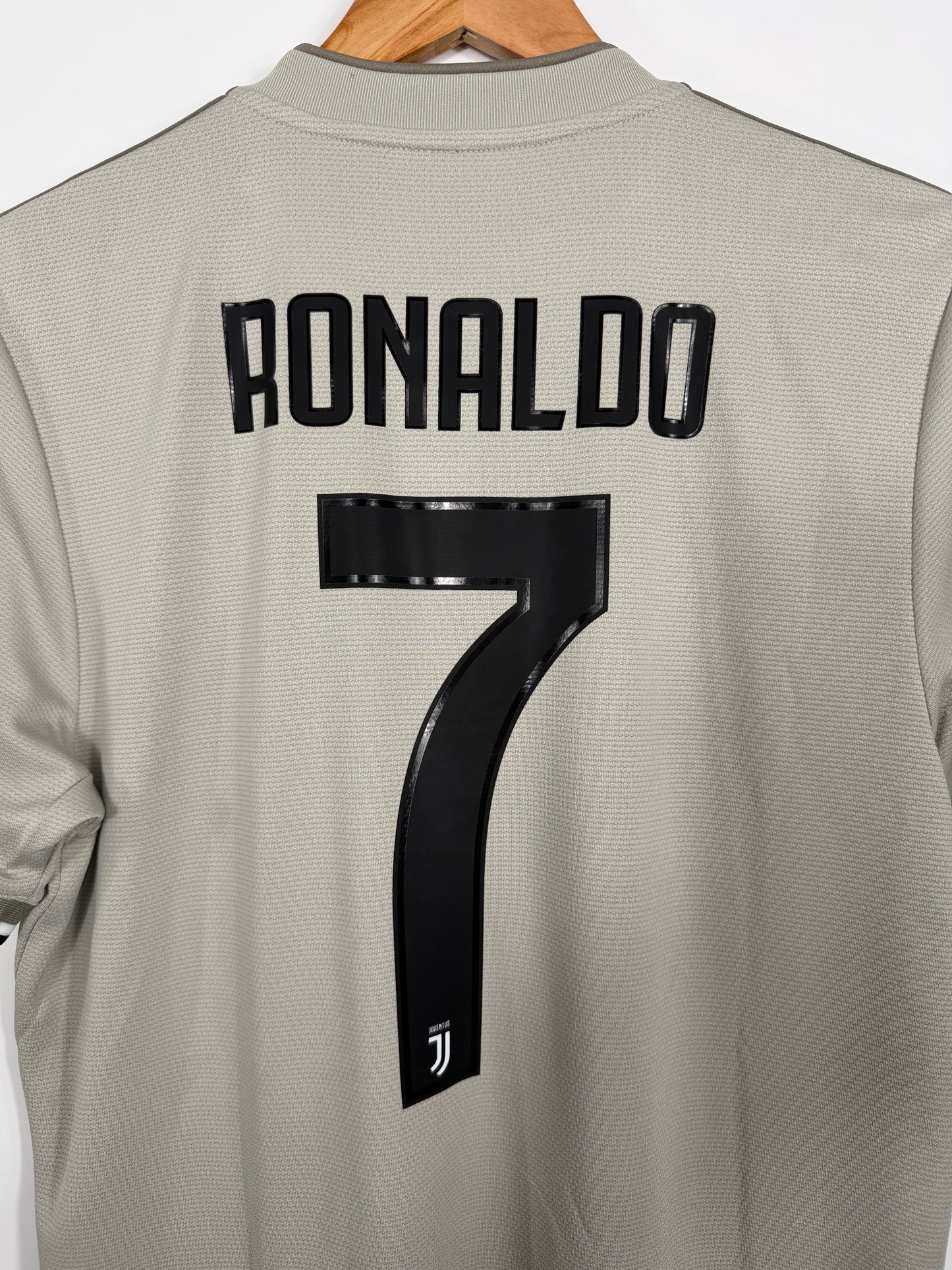 Maillot Extérieur Juventus Ronaldo saison 2018/2019