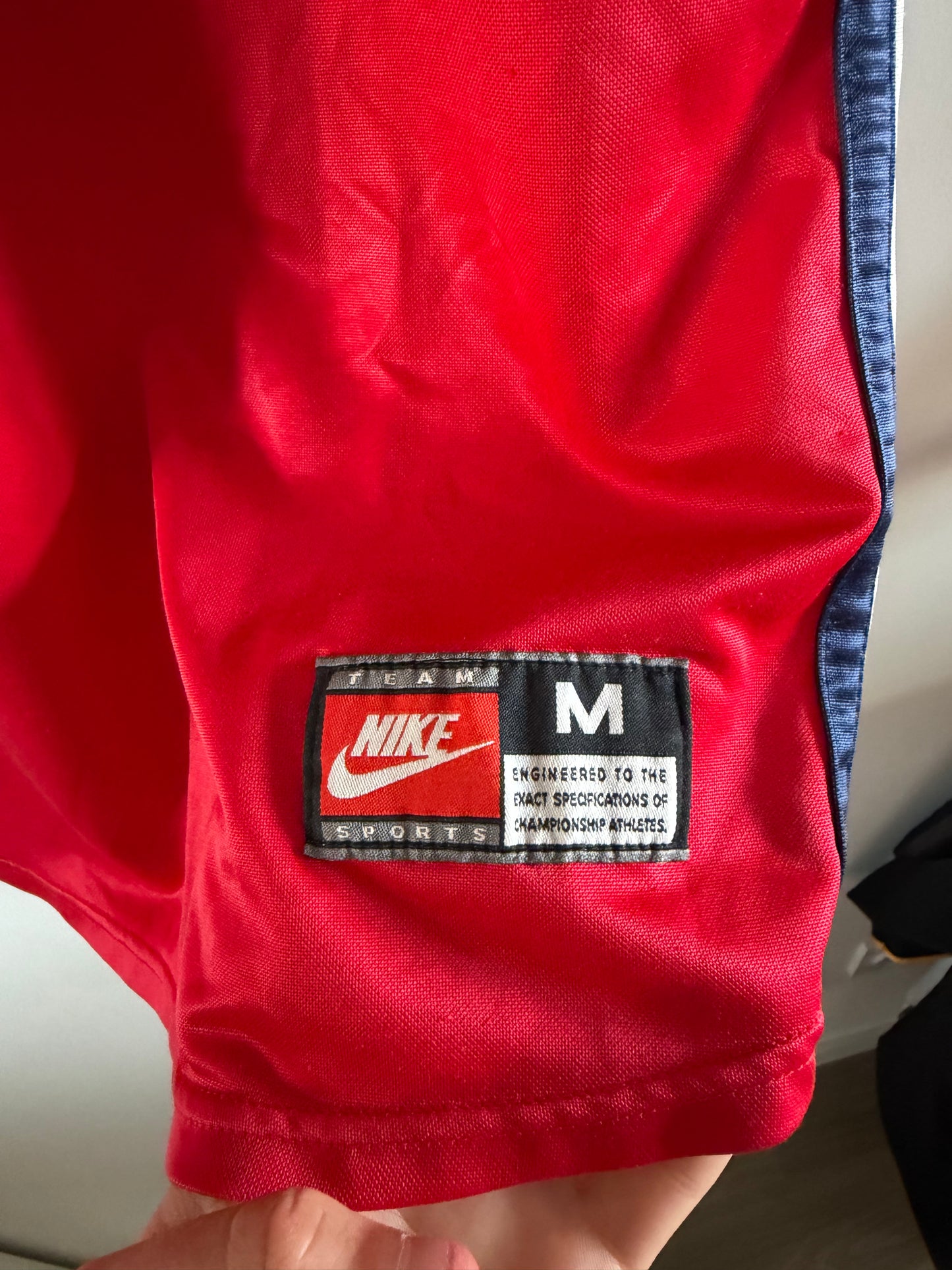 Maillot Domicile Arsenal Bergkamp saison 1998/1999