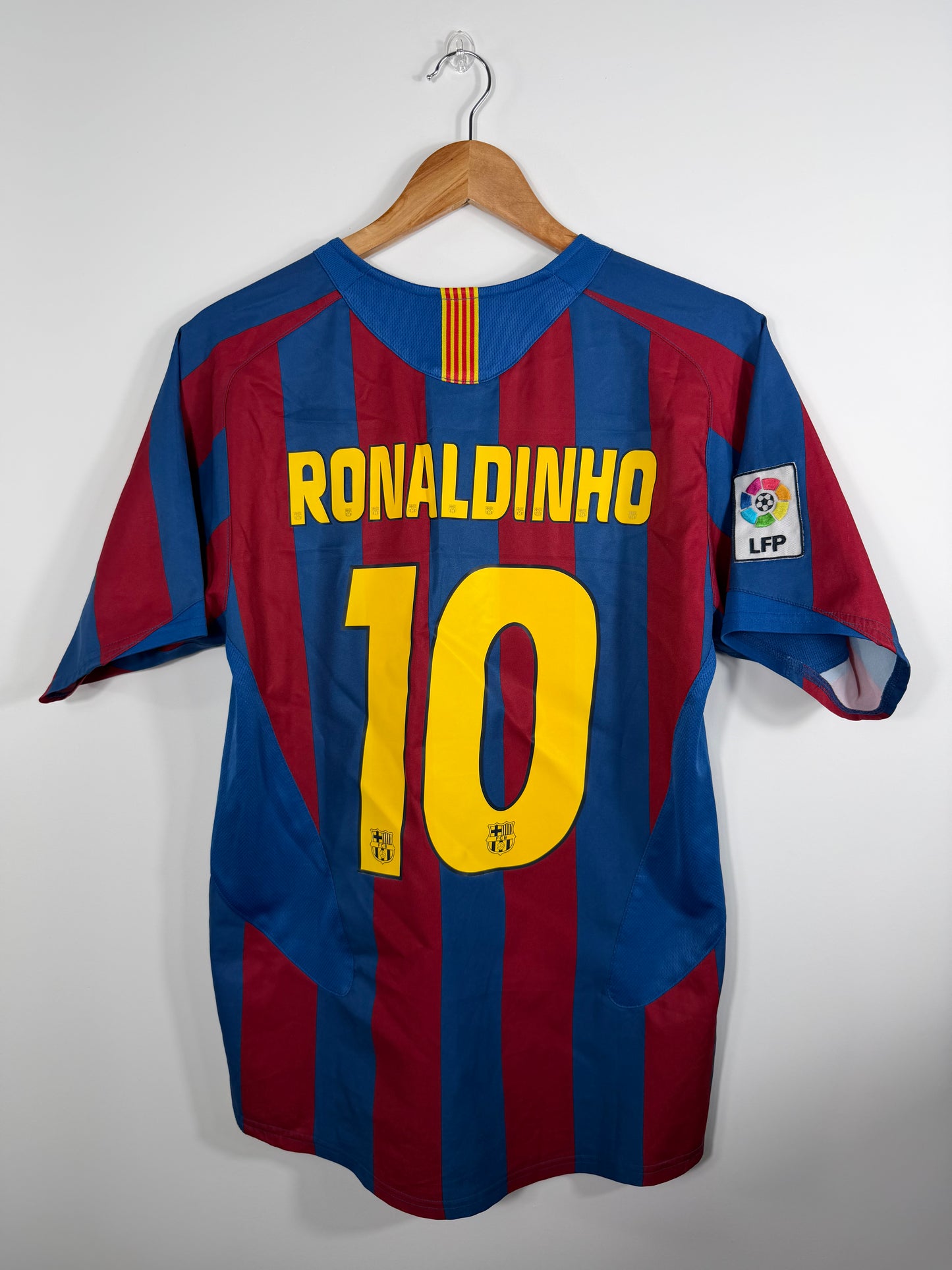 Maillot Domicile FC Barcelone Ronaldinhosaison 2005/2006