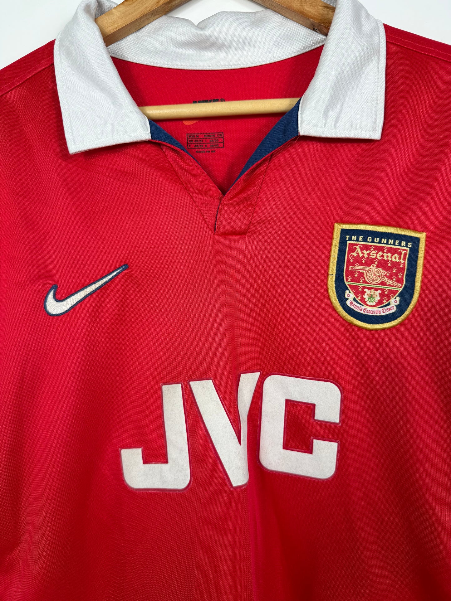 Maillot Domicile Arsenal Bergkamp saison 1998/1999